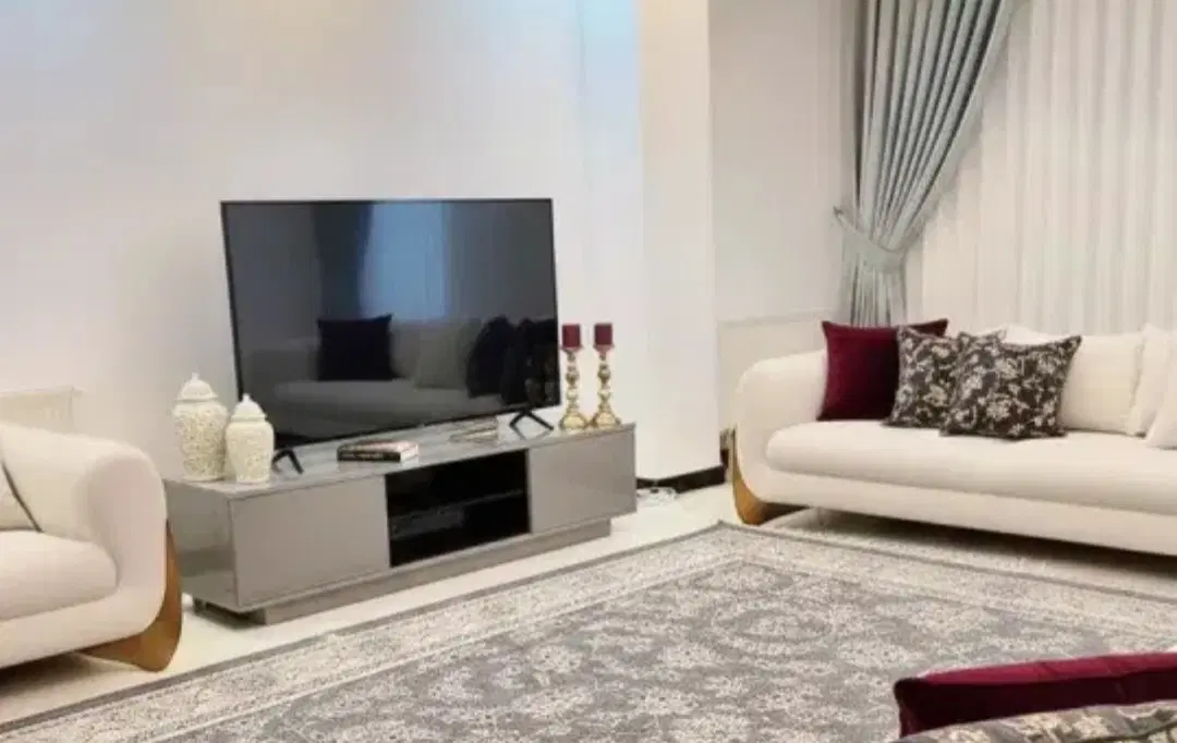 90متر _2خواب_پارگینگ_ صادقیه_مترو طرشت