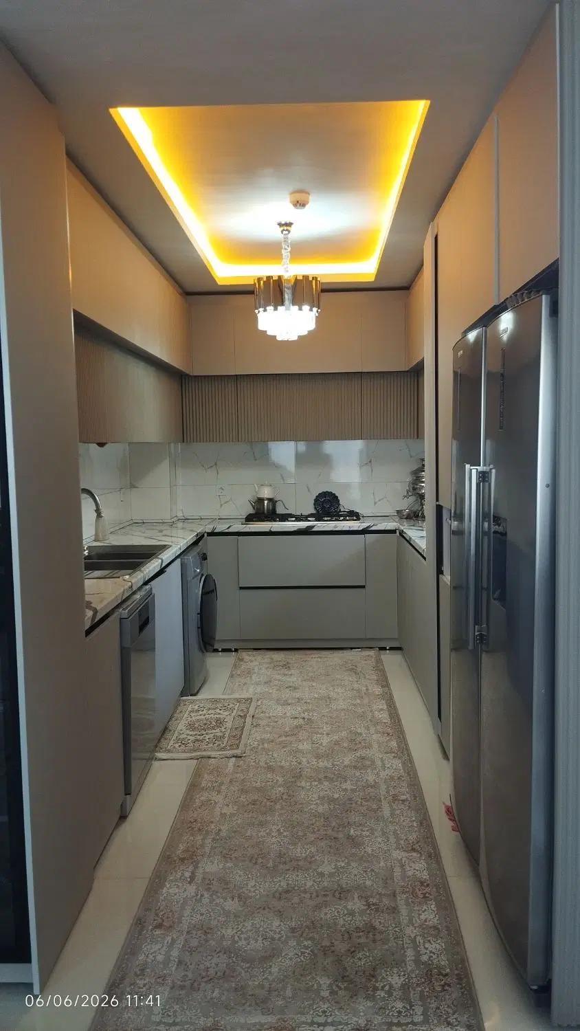 آپارتمان ۱۳۰متری شهرک مدنی