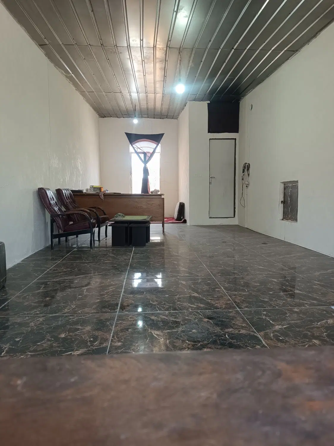 مغازه فروشی