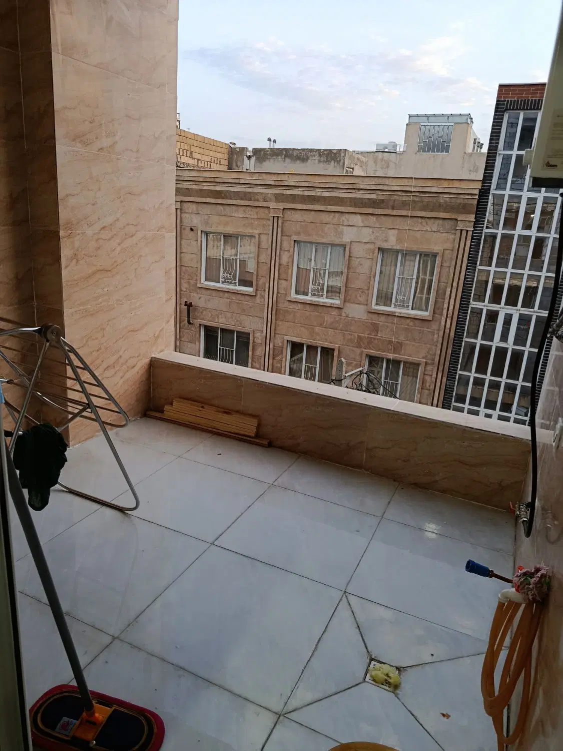 آپارتمان رهن صدرا