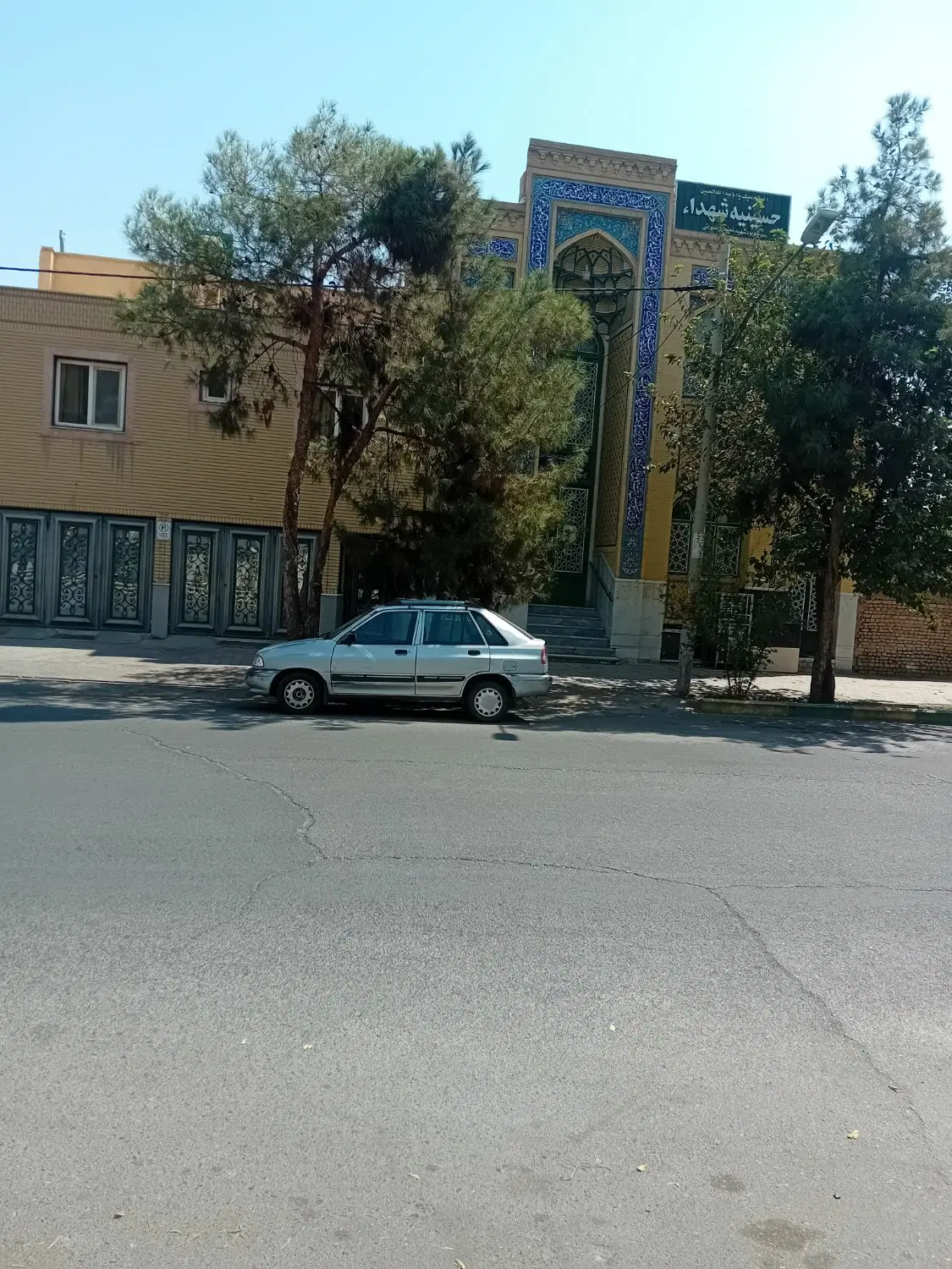 اجاره مغازه در خیابان زیارتی نزدیک بهشتی