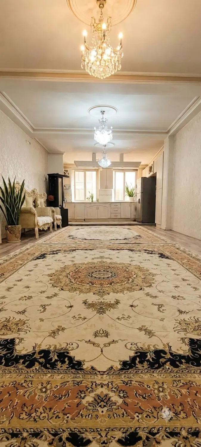 فروش آپارتمان خوش‌نقشه و غرق در نور در زمزم