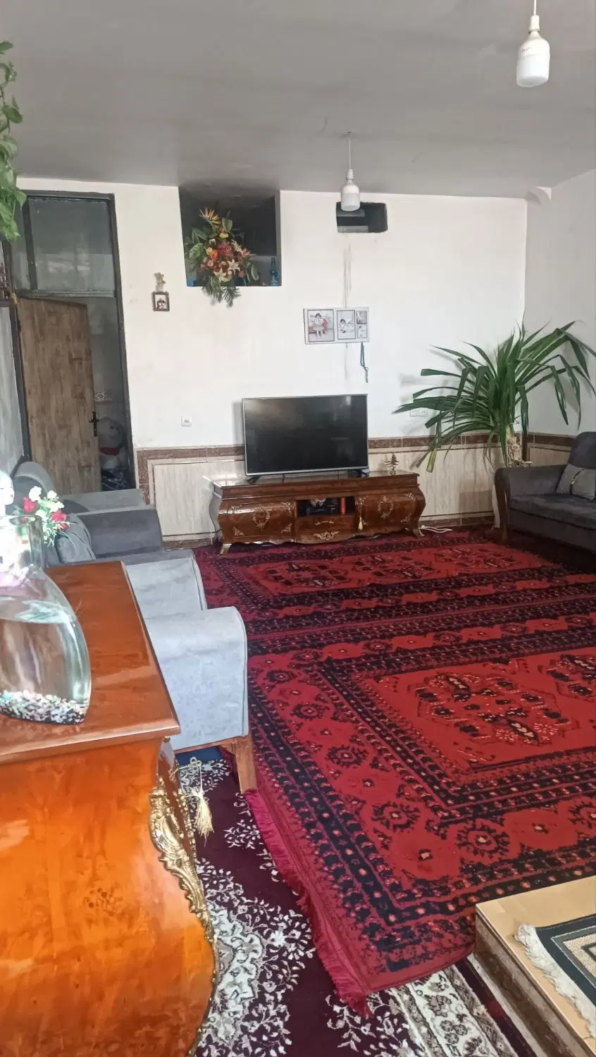 ویلایی ۹۶ متری   فول امکانات  بهارستان