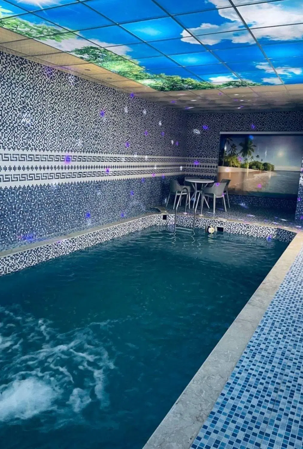 باغ مبله درمرکز شهریار بااستخر
