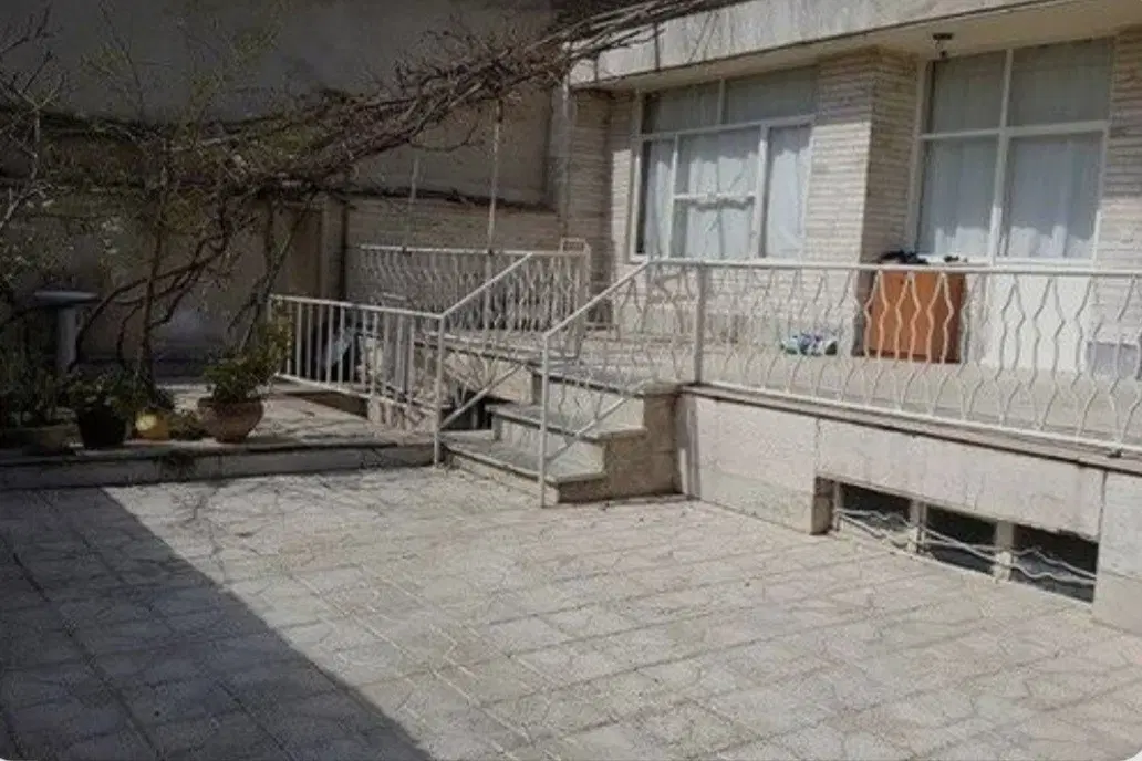 کلنگی با جواز ۶ طبقه فروشنده واقعی