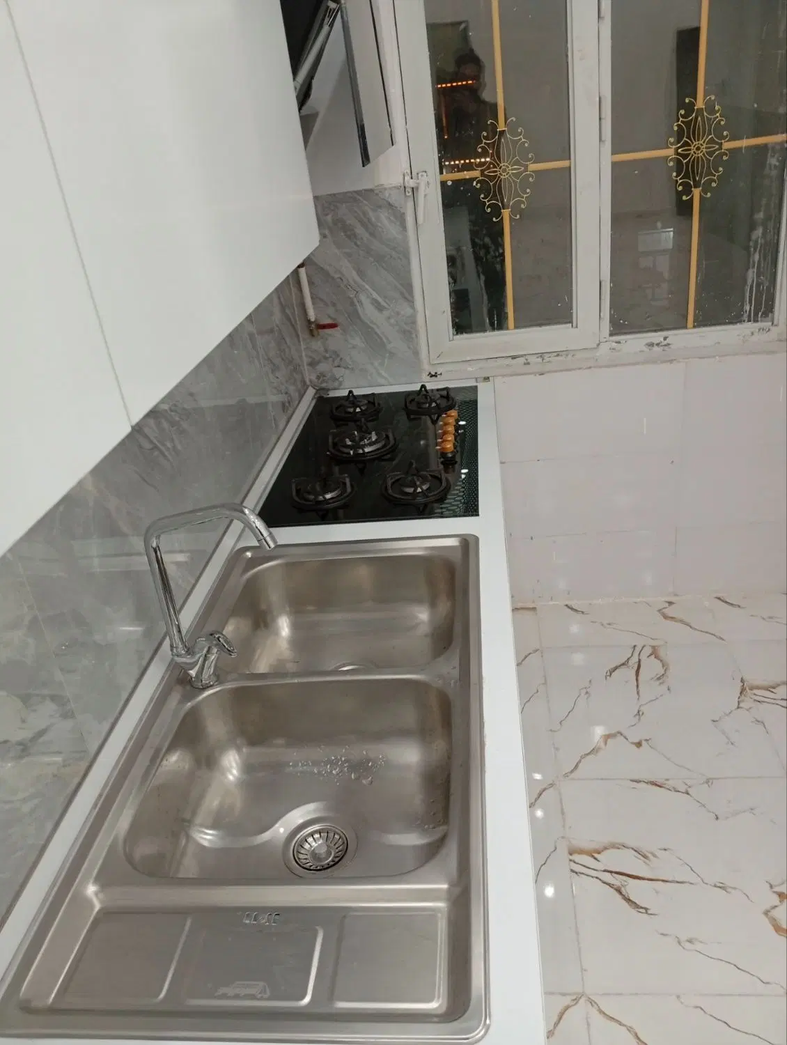 منزل طبقه اول