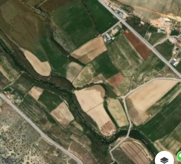 زمین ۱۶۴۰متر
