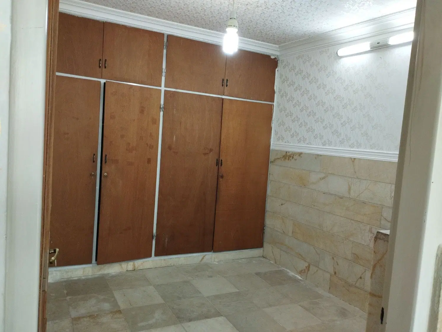 خانه دوطبقه ۱۶۰ متری
