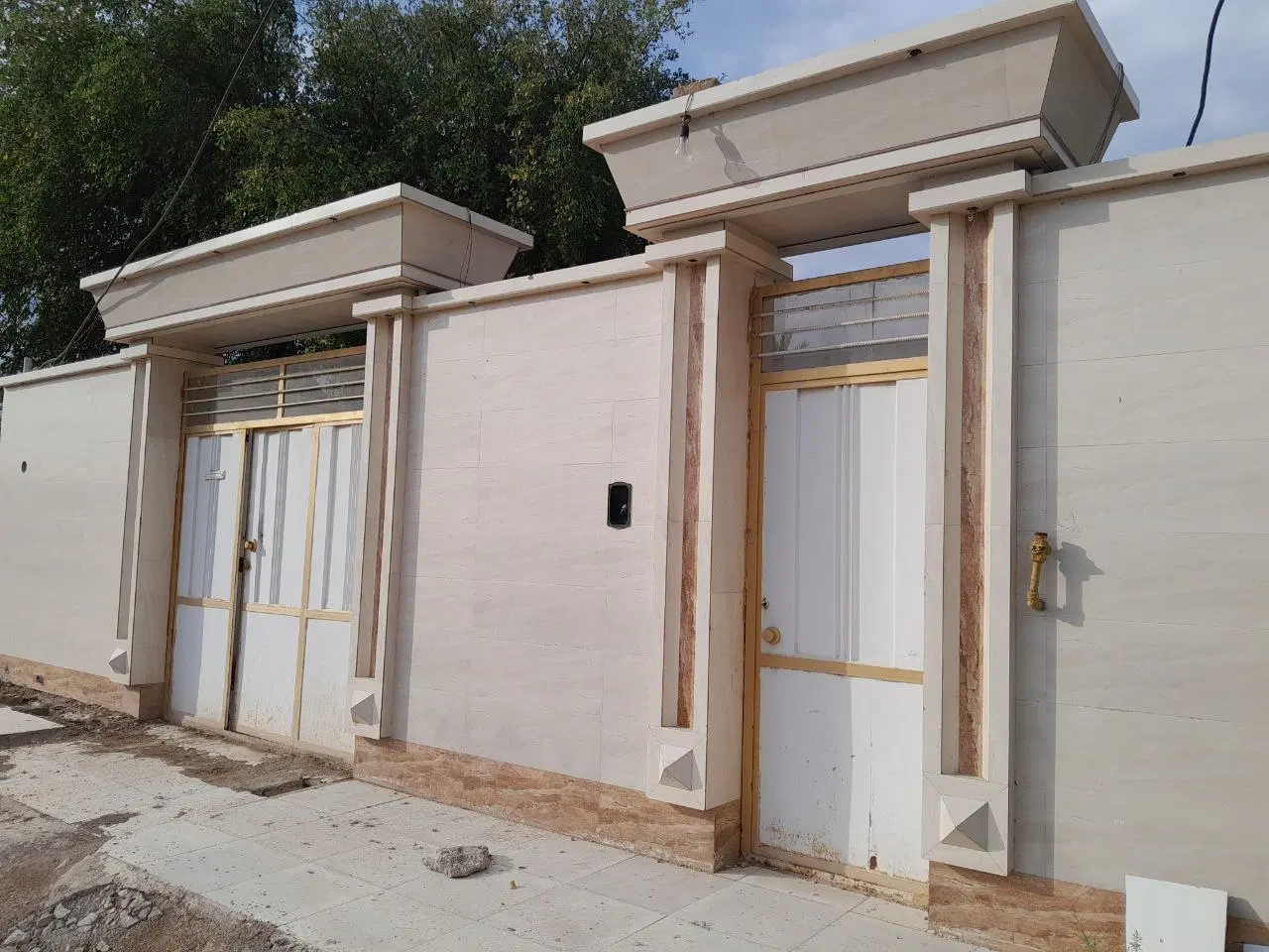 منزل ۳۵۰ متری فیه لاله ۸