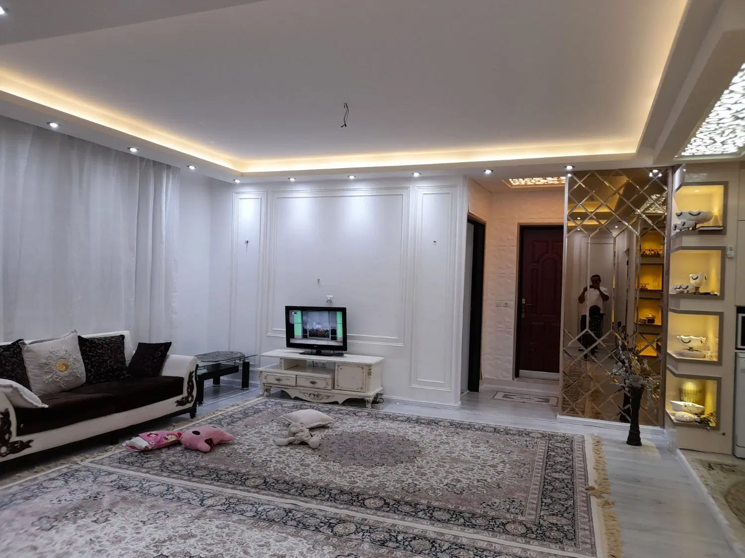 واحد ۹۹ متری در کارشناسان ساحلی