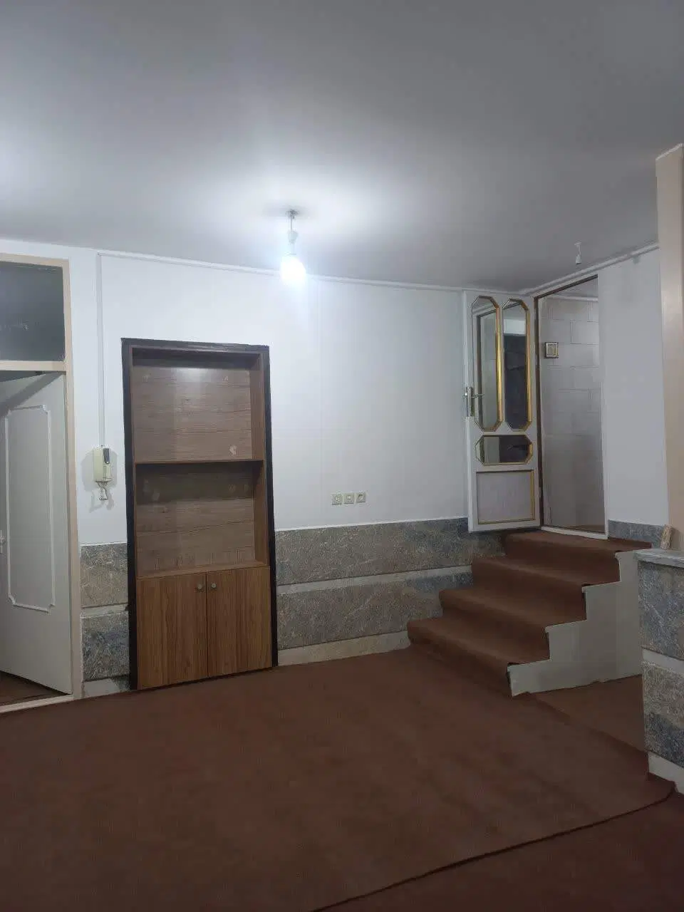 اجاره واحد مسکونی چهارباغ