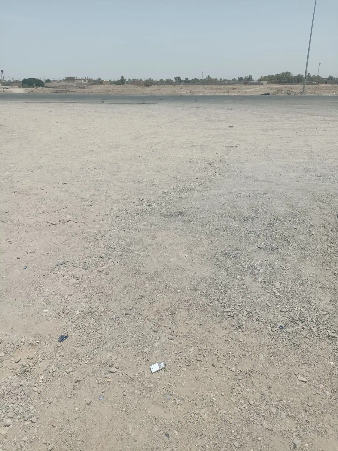 زمین فروشی