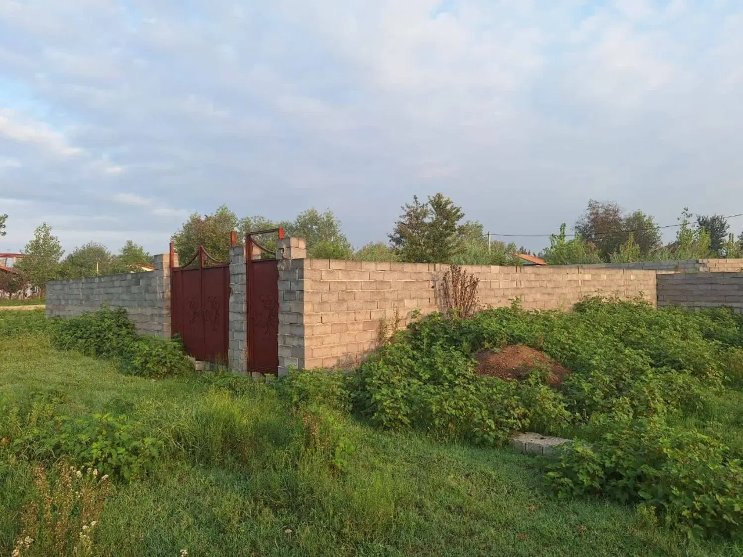 زمین مسکونی