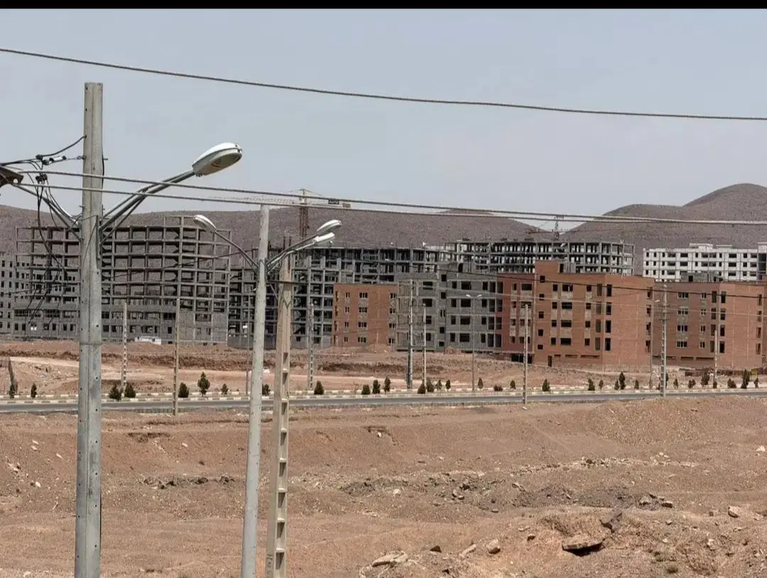 سرمایه گذاری عالی در بهترین لوکیشن پرند فاز،صفر