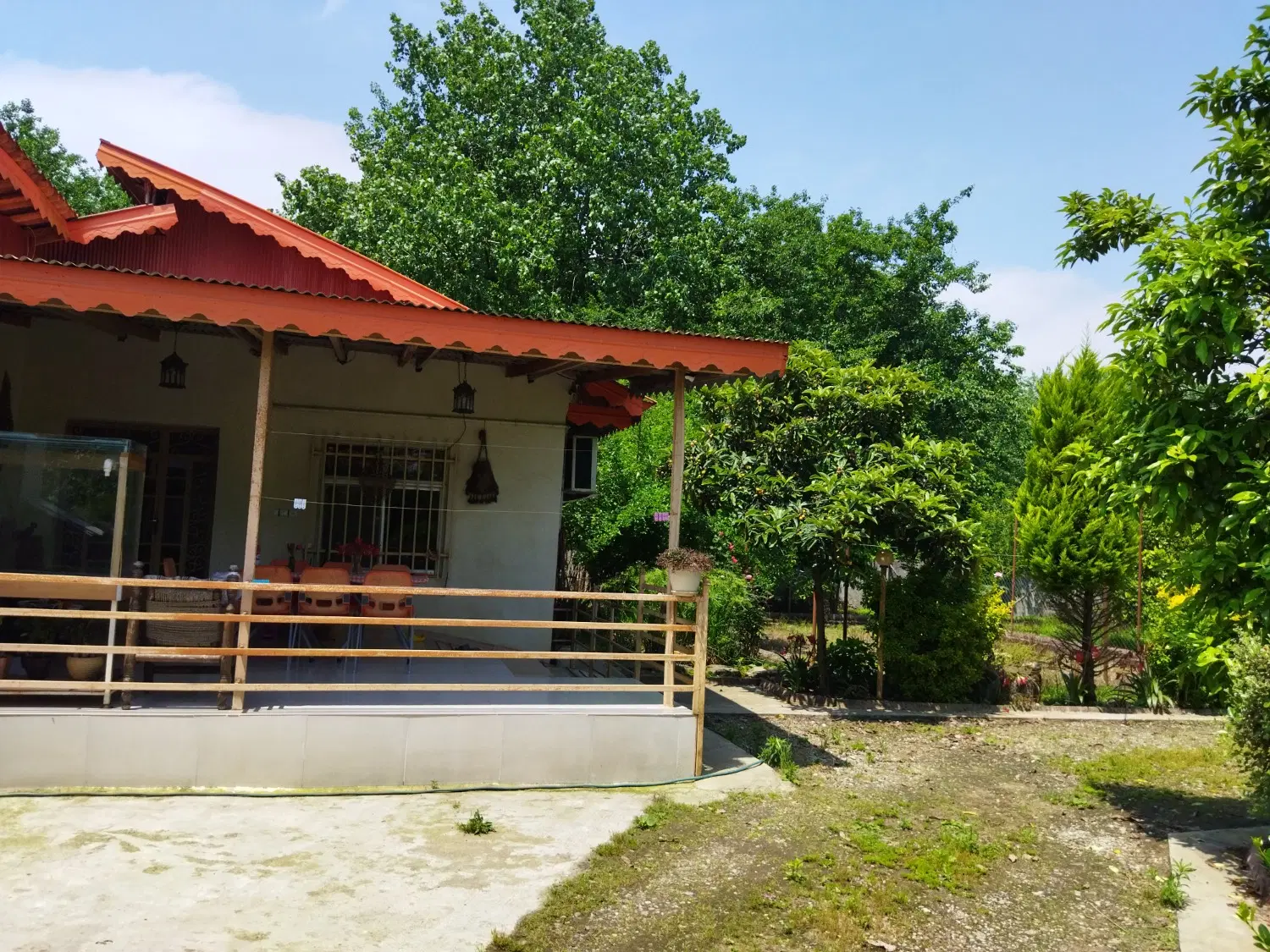 باغ‌ویلای جنگلی ۱۸۰۰ متر سند مسکونی تک‌برگ