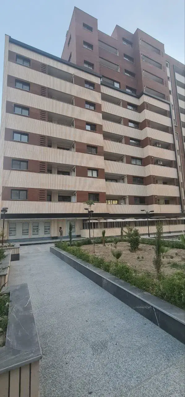 معاوضه آپارتمان ۱۳۷ متری با ویلایی سرچشمه