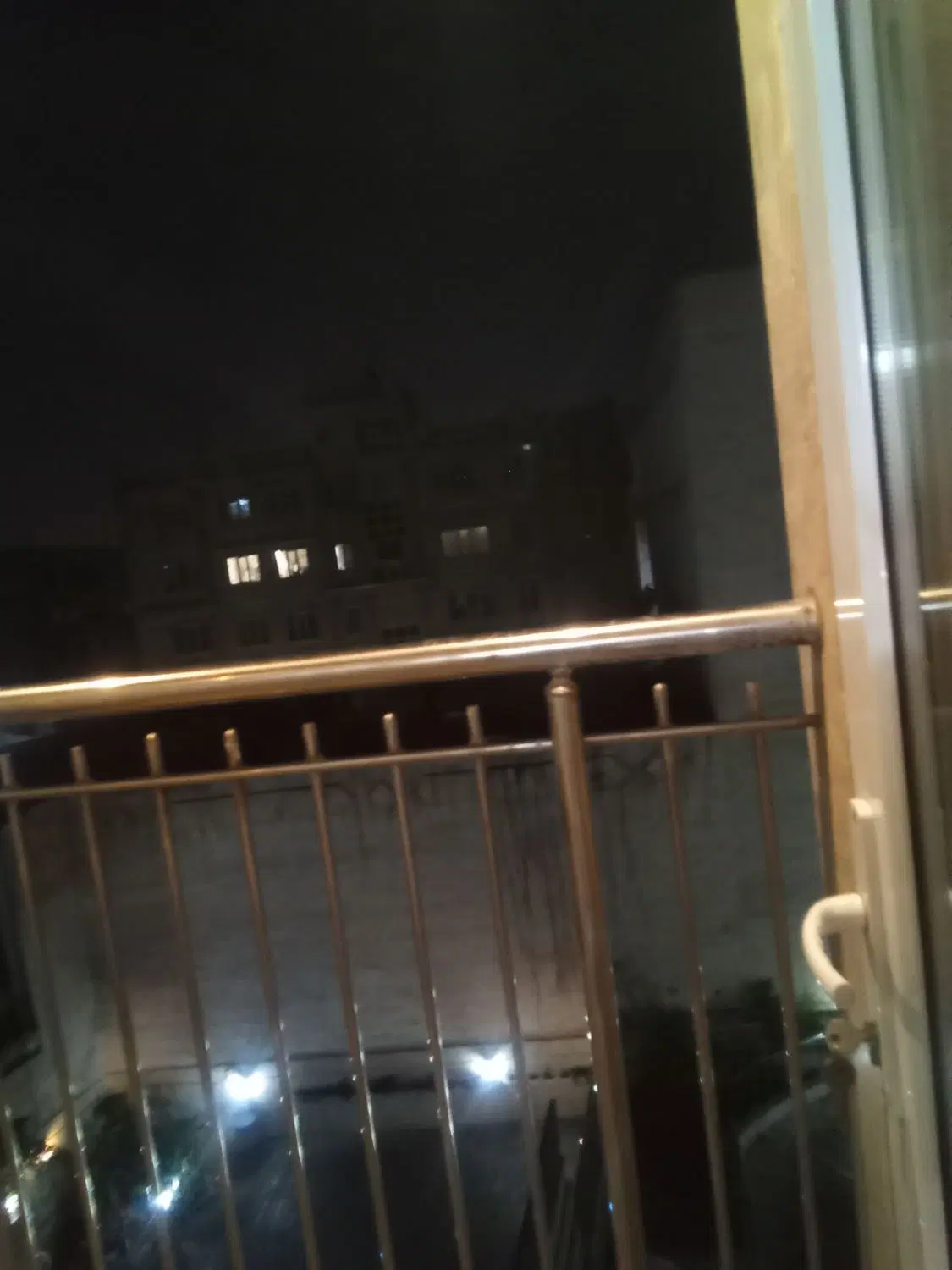 اجازه خانه لوکس در باغ فیض فول امکانات