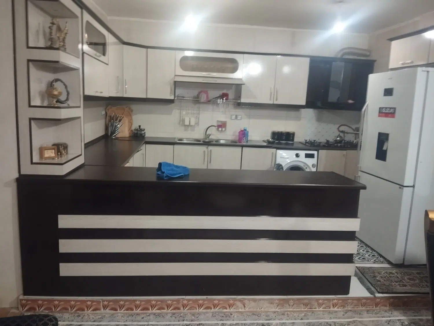 فرهنگیان ذوالفقاری چهل متری