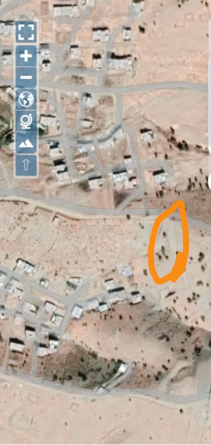 زمین دمامه ۱۴۰متر