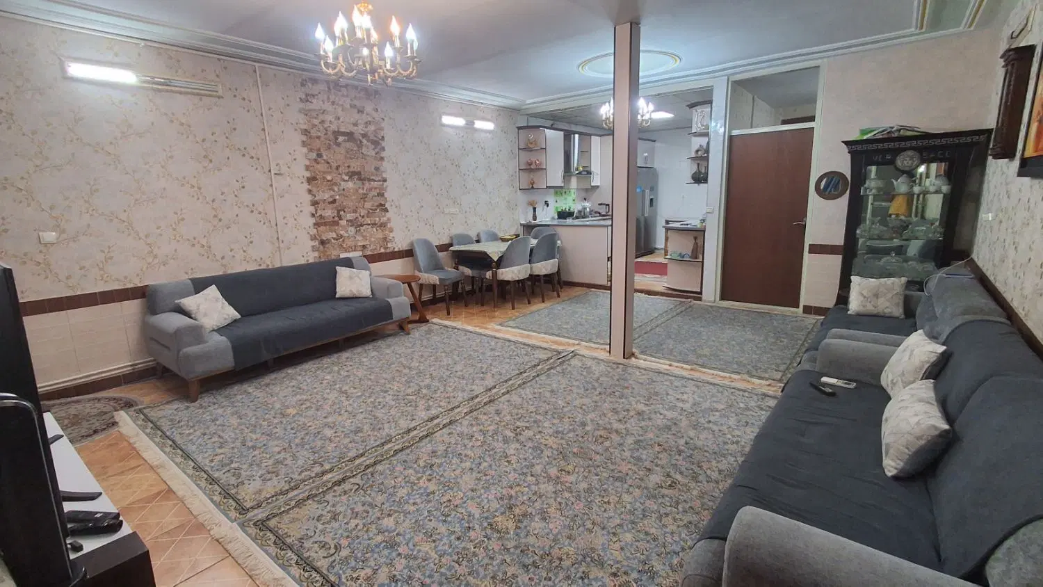 فروش خانه ویلایی ۱۰۲متر در زرافشان