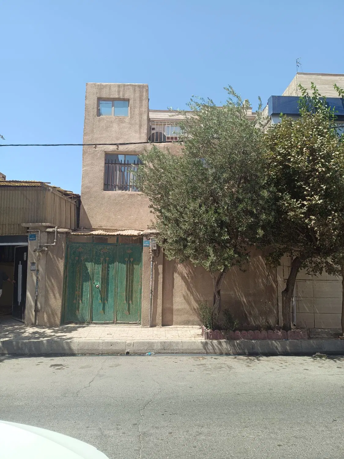 فروش ویلایی 126 متر دو کله بر 6 متر