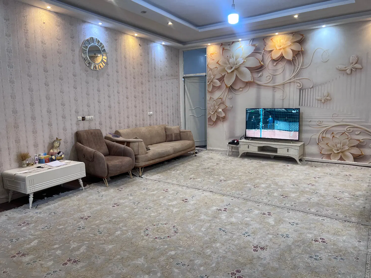 خانه ویلایی دوطبقه کریم خان