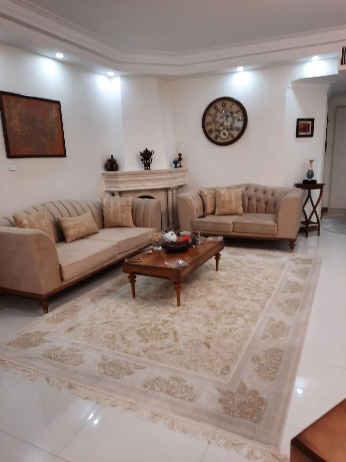 شریعتی ملک ۲۰۰متر ۳خواب با پارکینگ و انباری