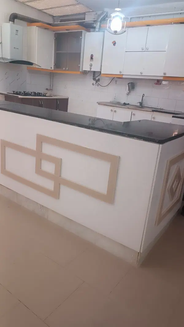 آپارتمان ۷۵متری  خیابان کاشانی