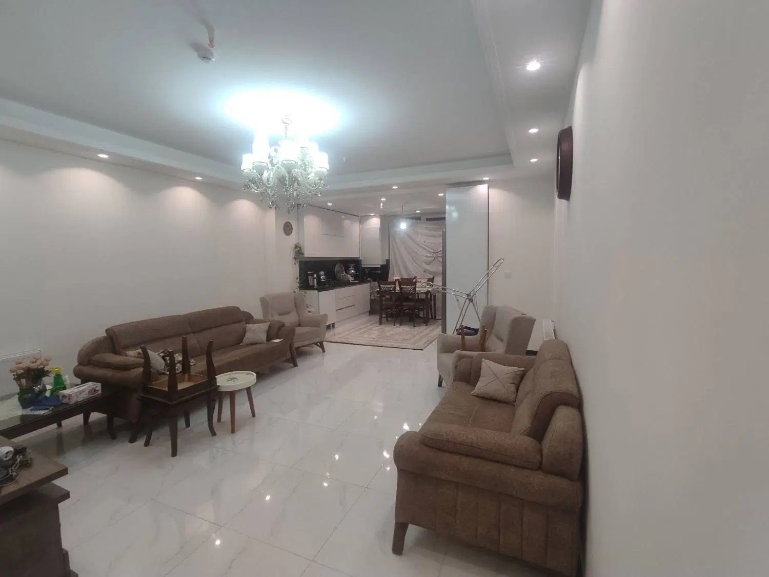 ۸۵ متر نوساز فول امکانات