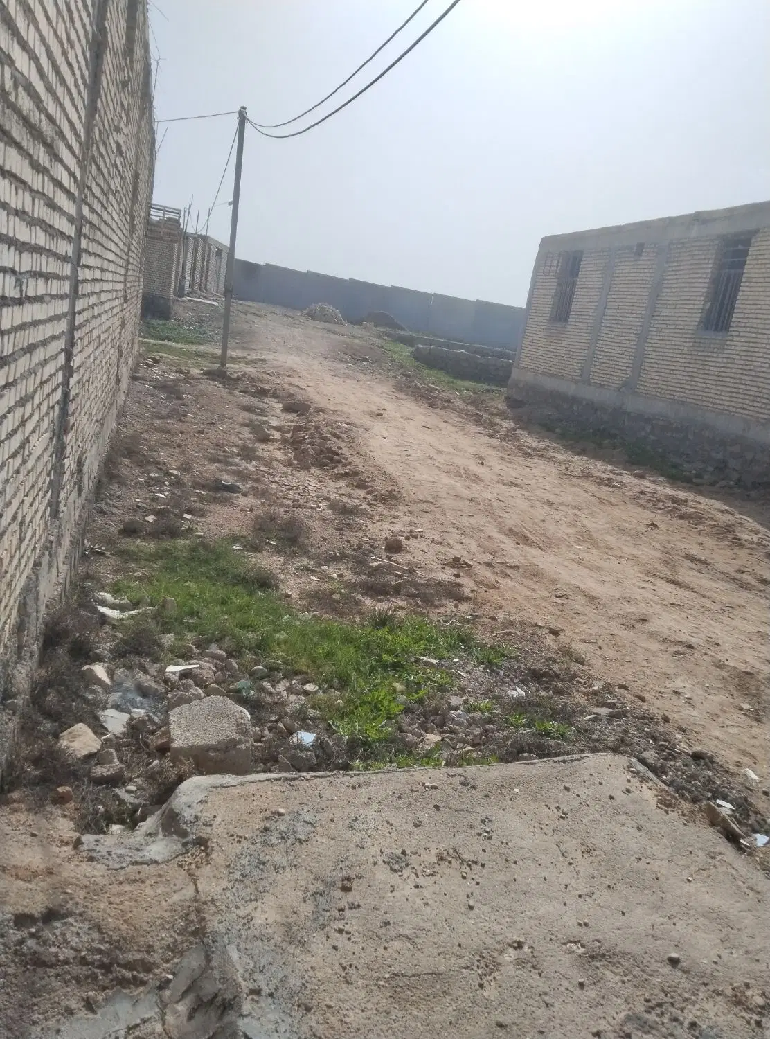 زمین ۱۰۰متری بهشت رضا