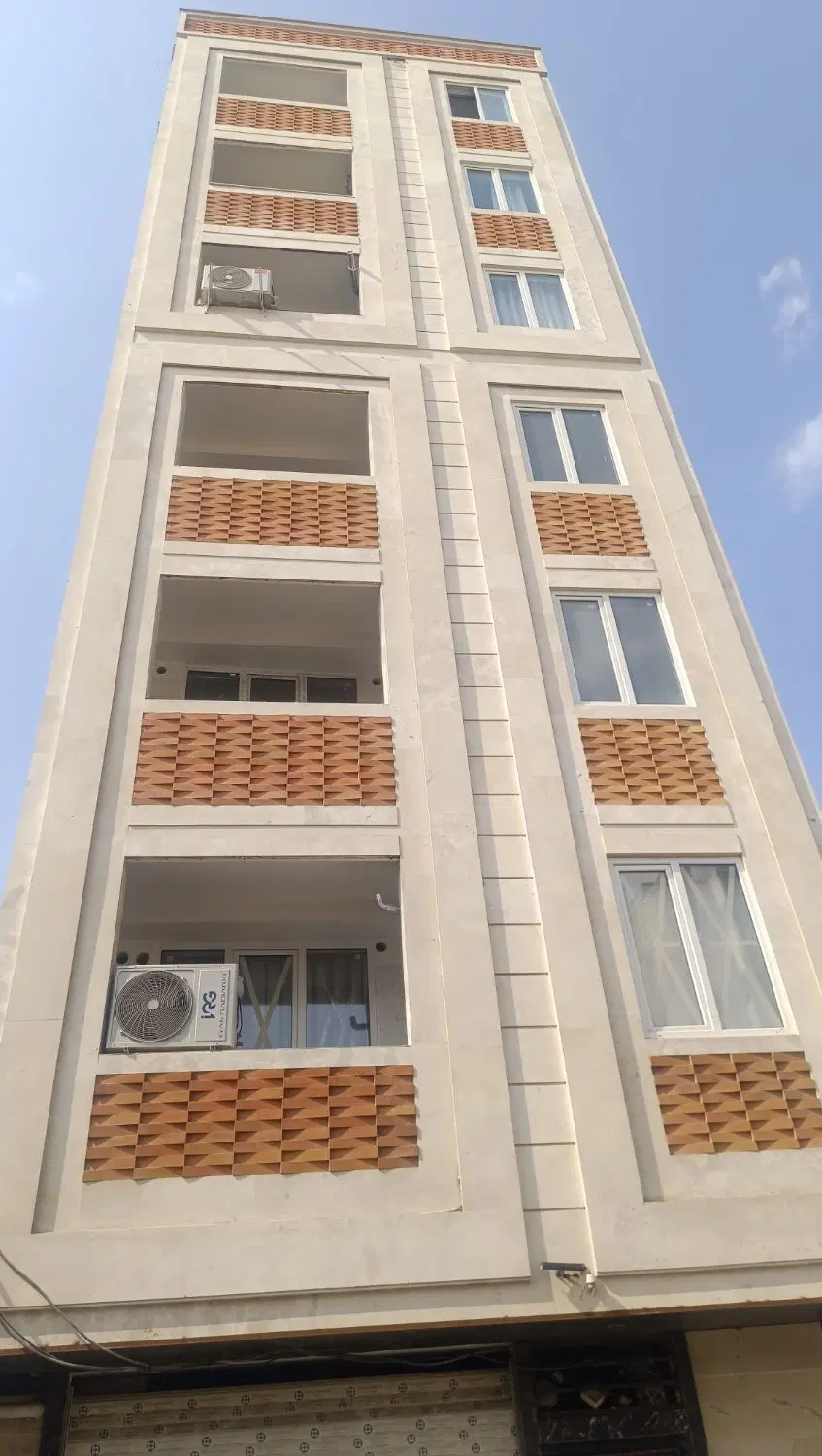 واحد آپارتمان ۹۶ متری شهرک مصطفی خمینی