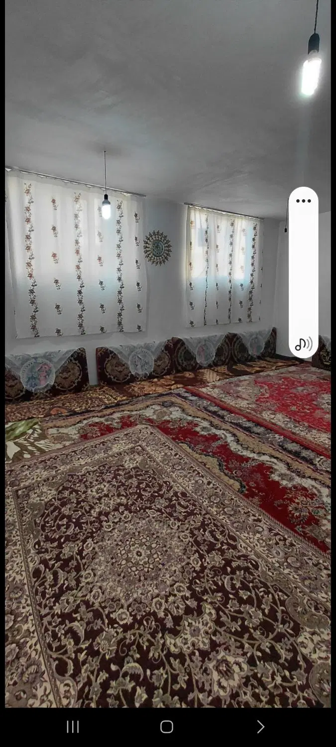 خانه درپاسداران حیدرباد دوطبقه اونیم ۴۰متر
