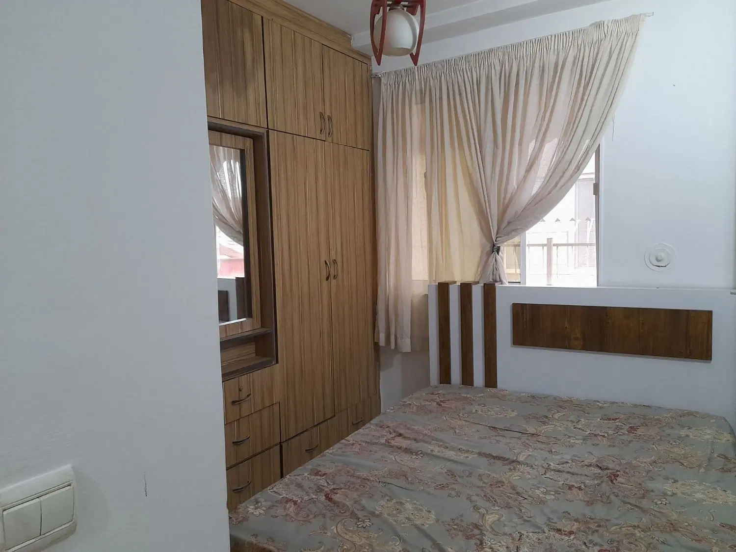 فروش یک واحد آپارتمان در آخرخط
