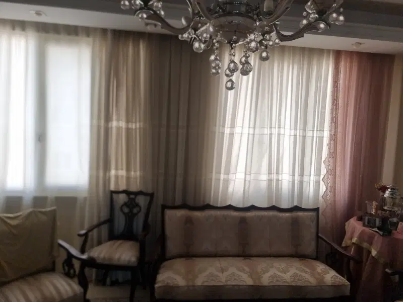 هم خانه نیازمندم