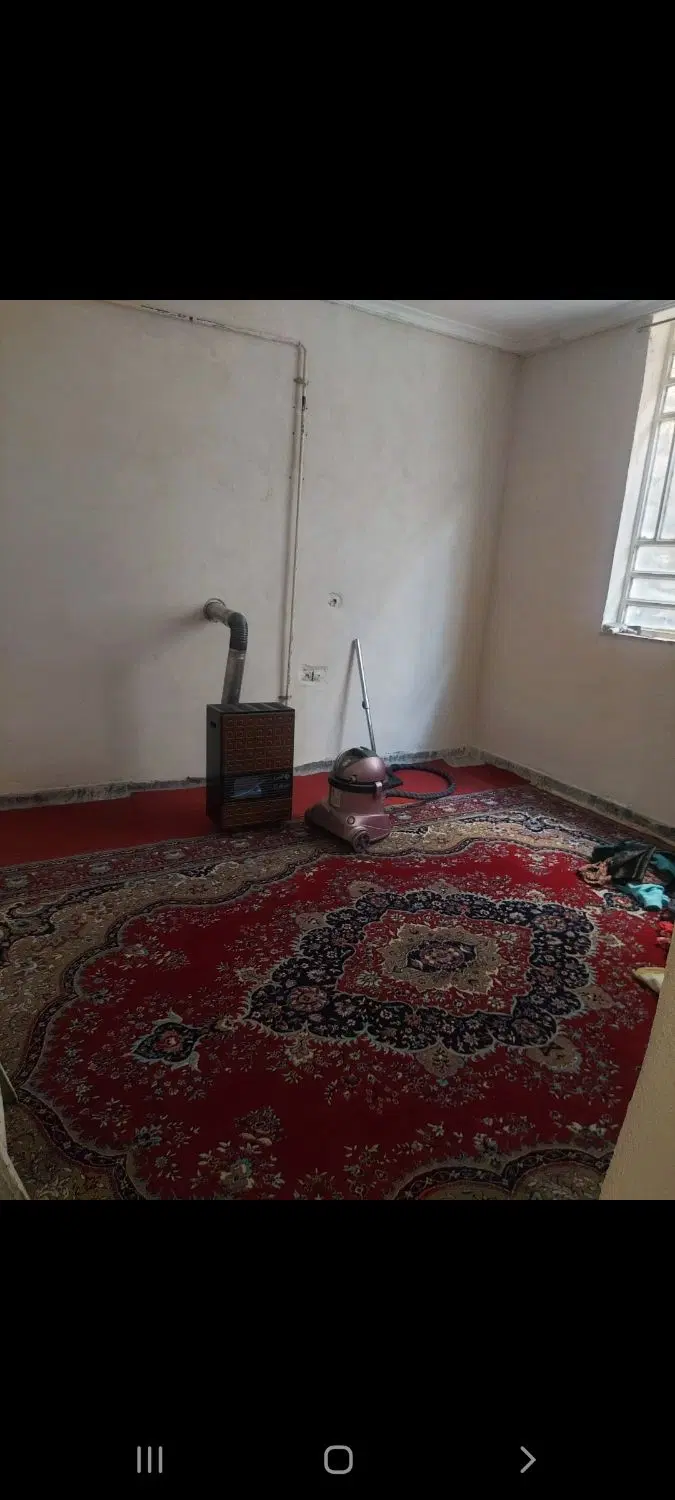 خونه دو طبقه زیرتل