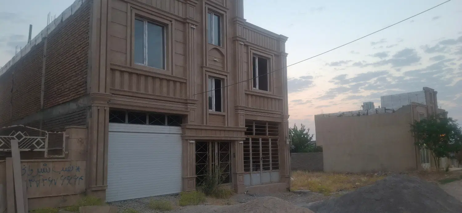 دو قطعه زمین فروشی بر خیابان ۲۰ متری موقعیت عالی