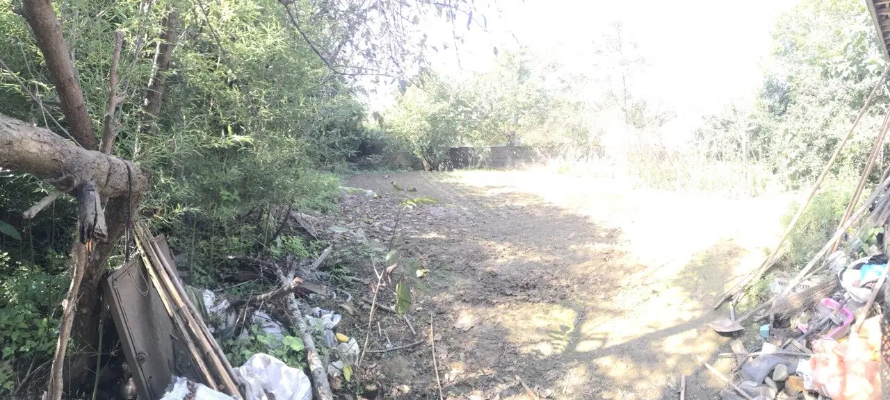 زمین فروشی