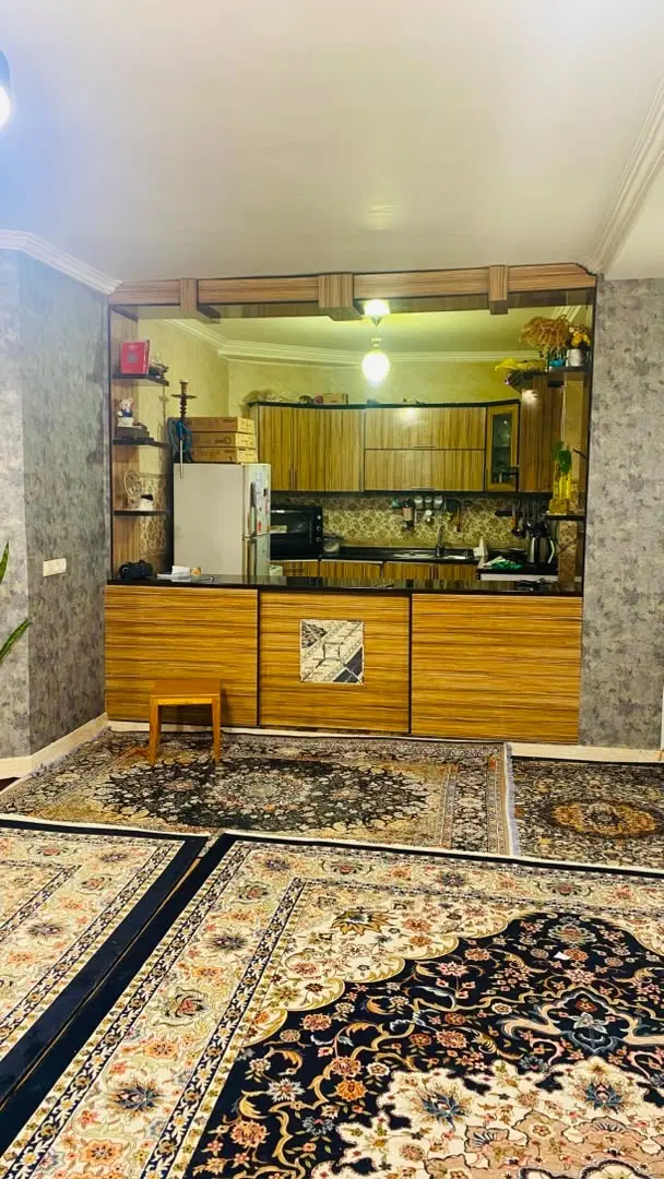 واحد دو خواب بر خیابان اصلی بیمارستان عسلویه