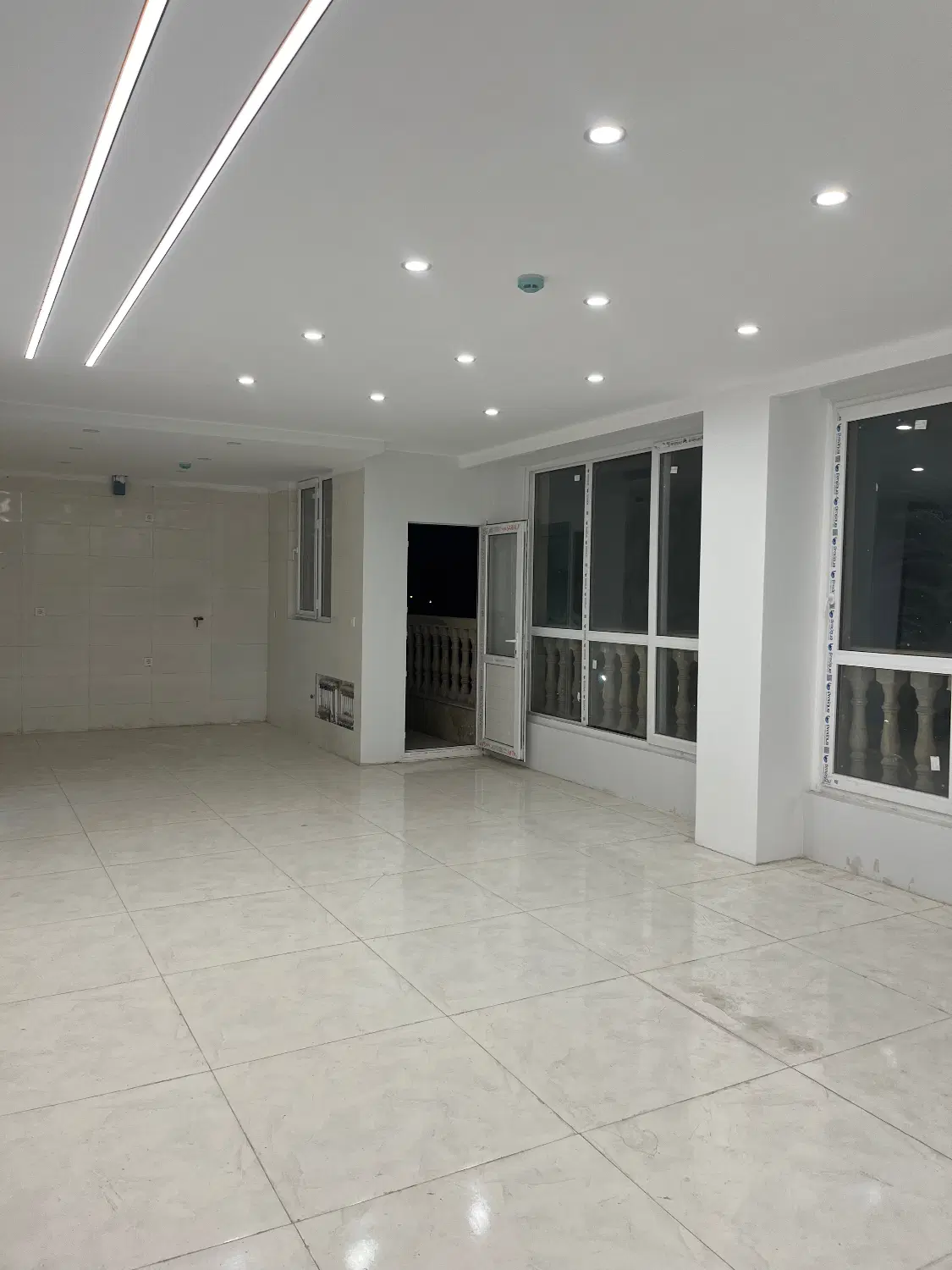 واحد دوخواب پیش فروش سقف سوم ۸ واحدی