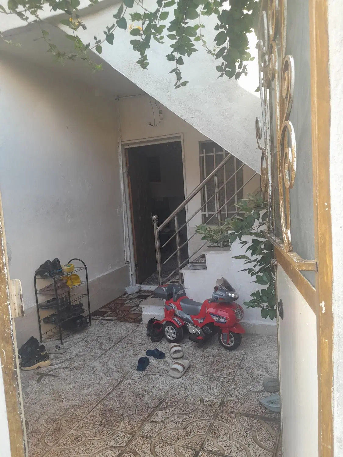 خانه دوطبقه