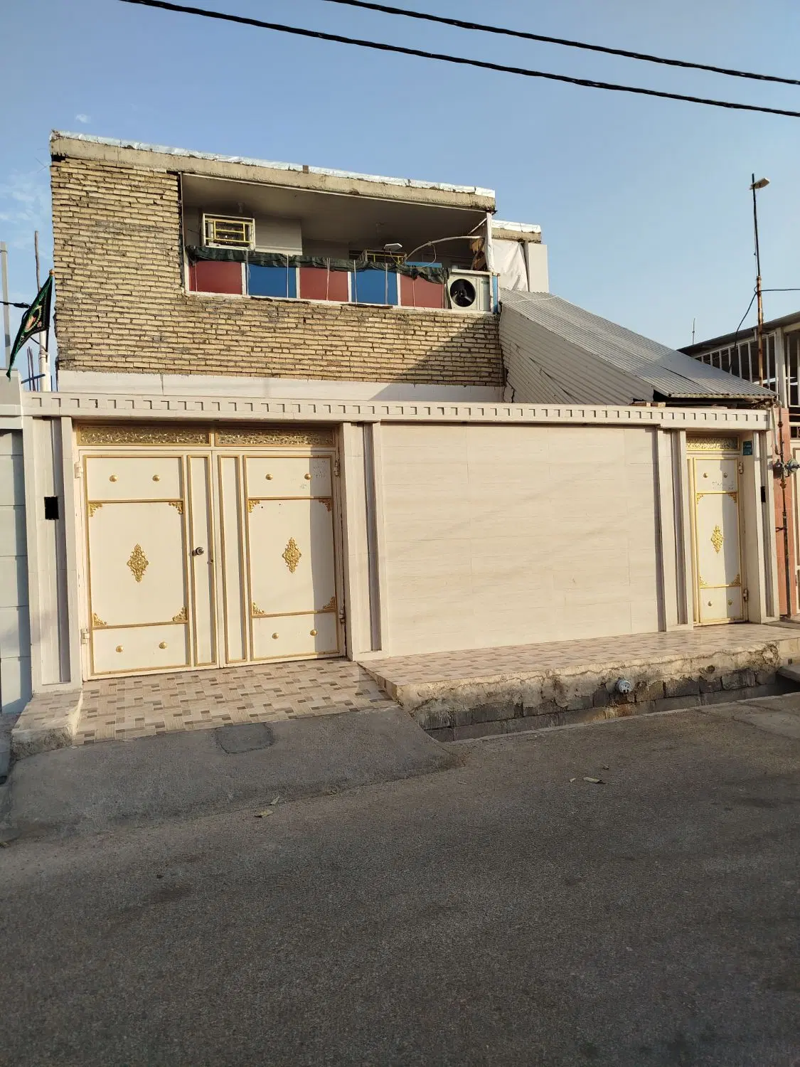 منزل دوطبقه