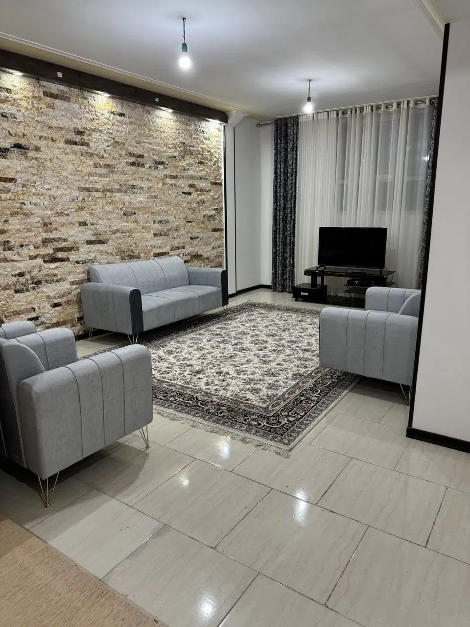 آپارتمان دو خوابه