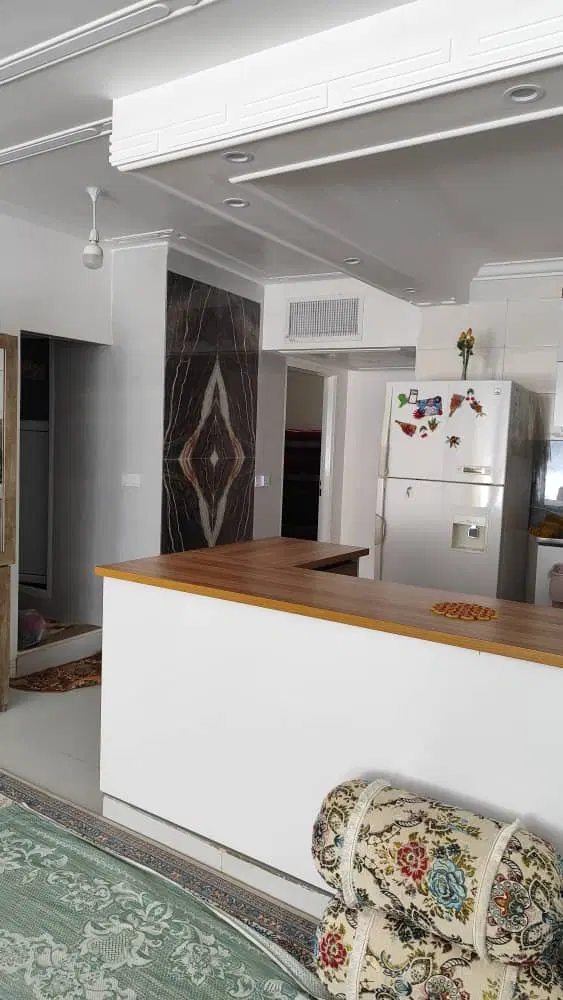 منزل طبقه سوم ۱۰۰ متری دو خوابه (آفتاب)