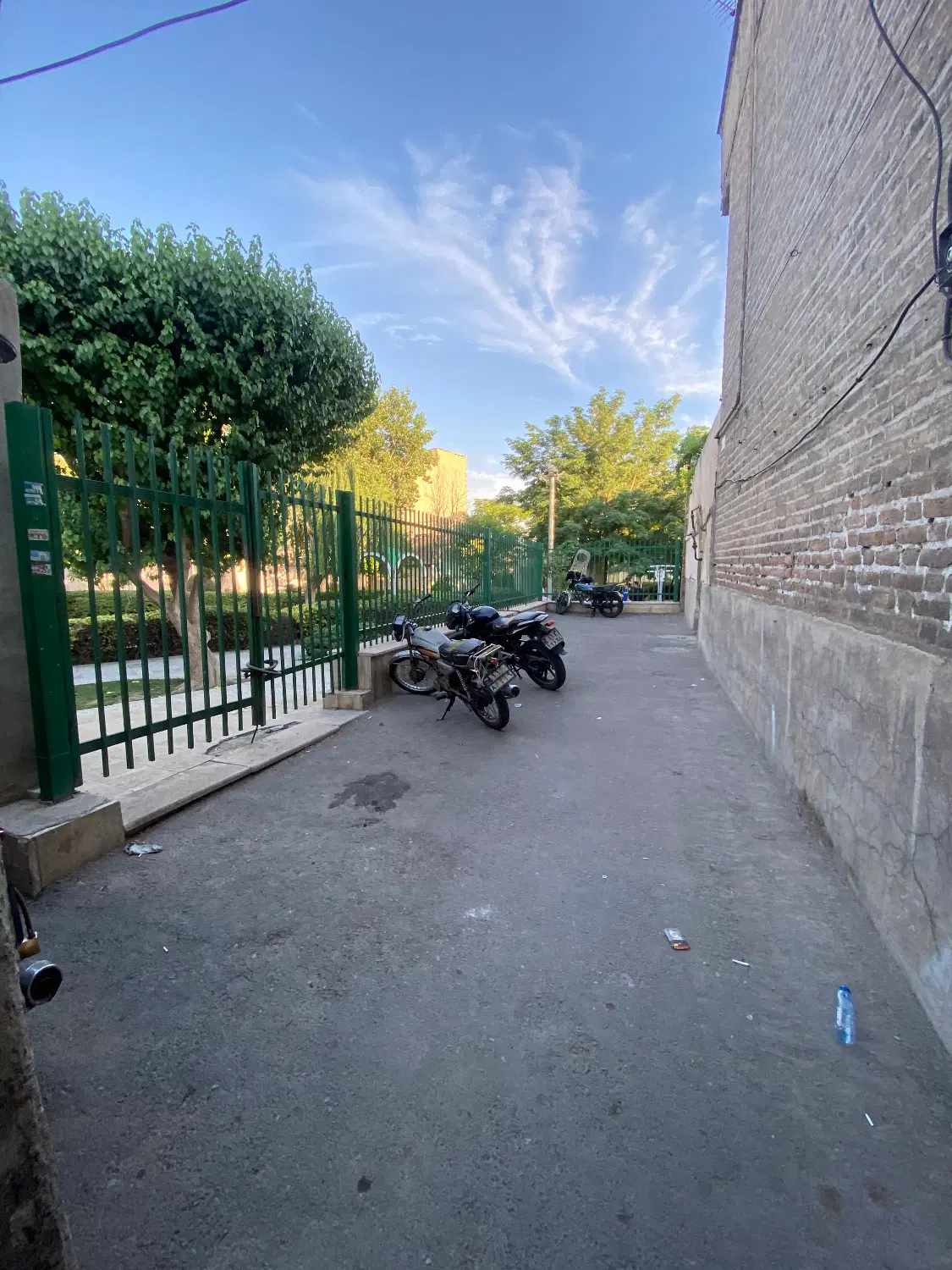 ۸۵ متر ویلای در قلب کوچه مرادی ۲طبقه