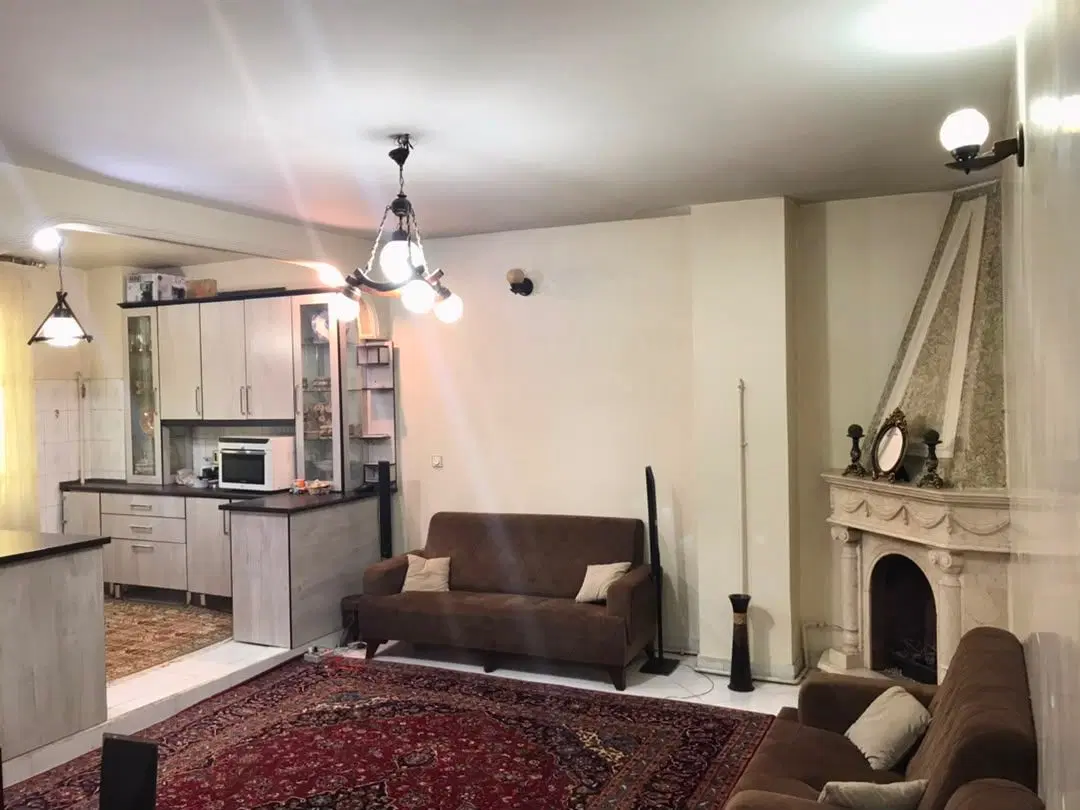 میدان معلم، کوچه همتی