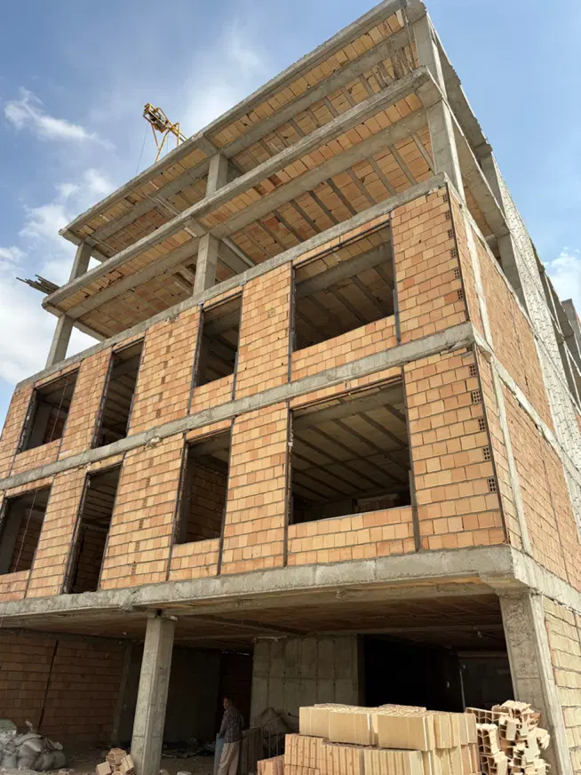 فروش آپارتمان خوش نقشه در جهانی ۱۰