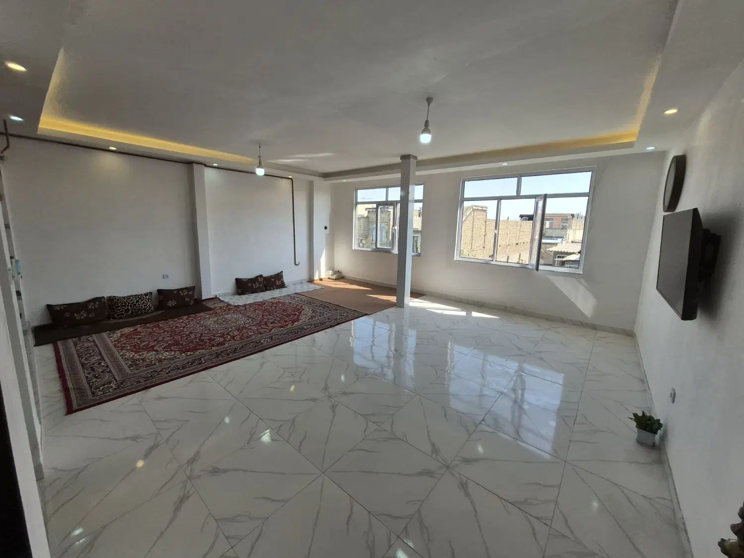 اپارتمان 130متر_ دوبلکس_ خواجه ربیع(بهمن32)
