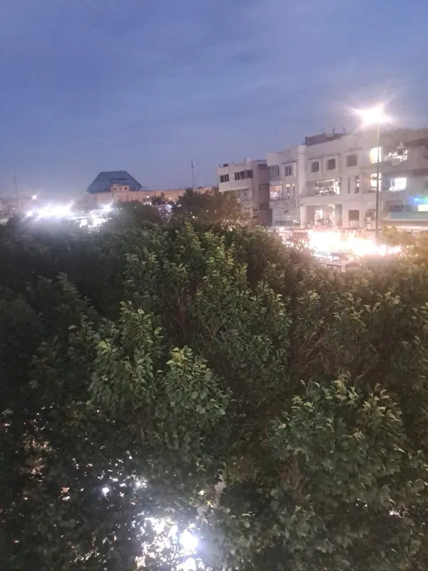 فروش یک عدد مغازه در دل بازار
