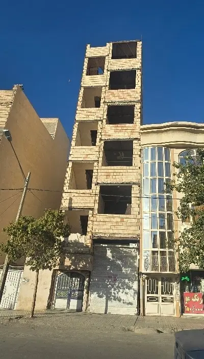 125 متر حاشیه طبرسی 4 حیدری نسب مهندسی ساز