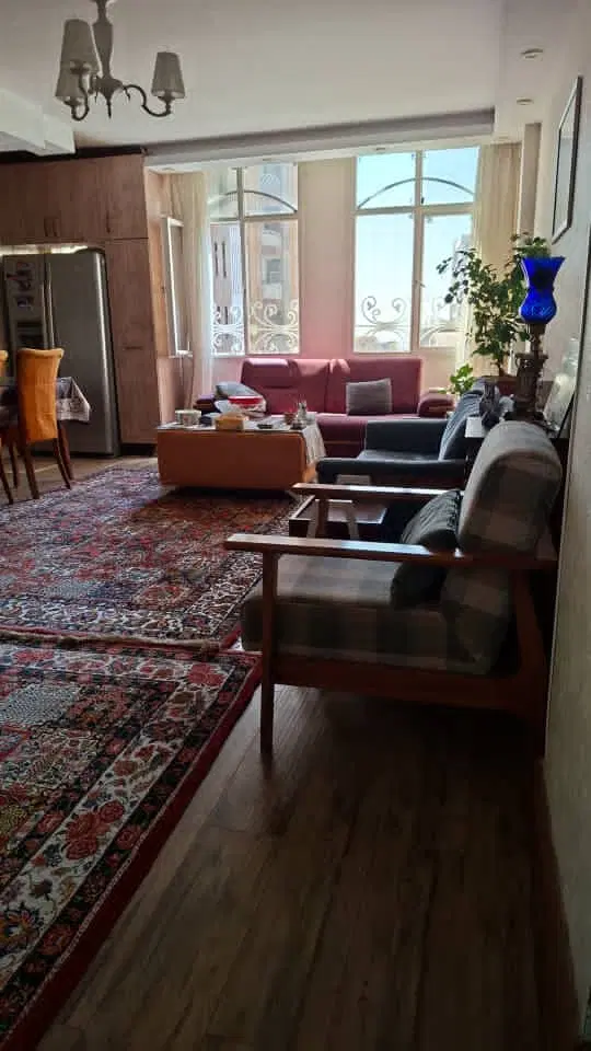 ۱۰۰متر دوخواب رو به آفتاب
